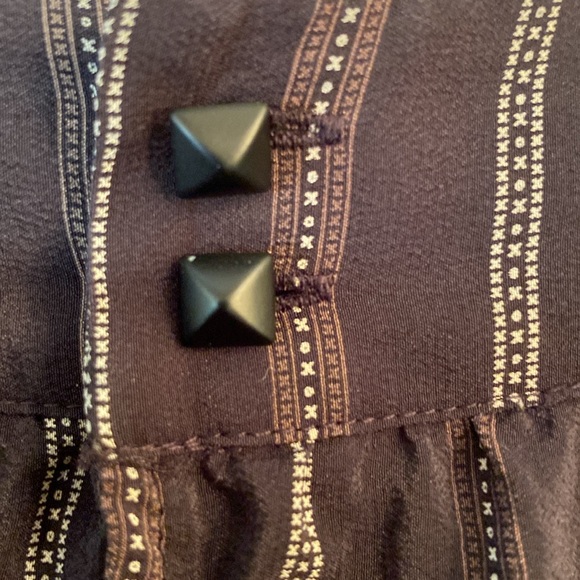 Quicksilver - 100%Silk sleeveless blouse. Size S - Picture 3 of 13